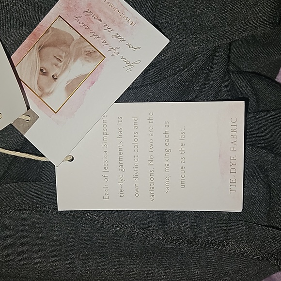 Jessica Simpson Activewear Women Cut out back with twist T-shirts Top Size M - Picture 12 of 12